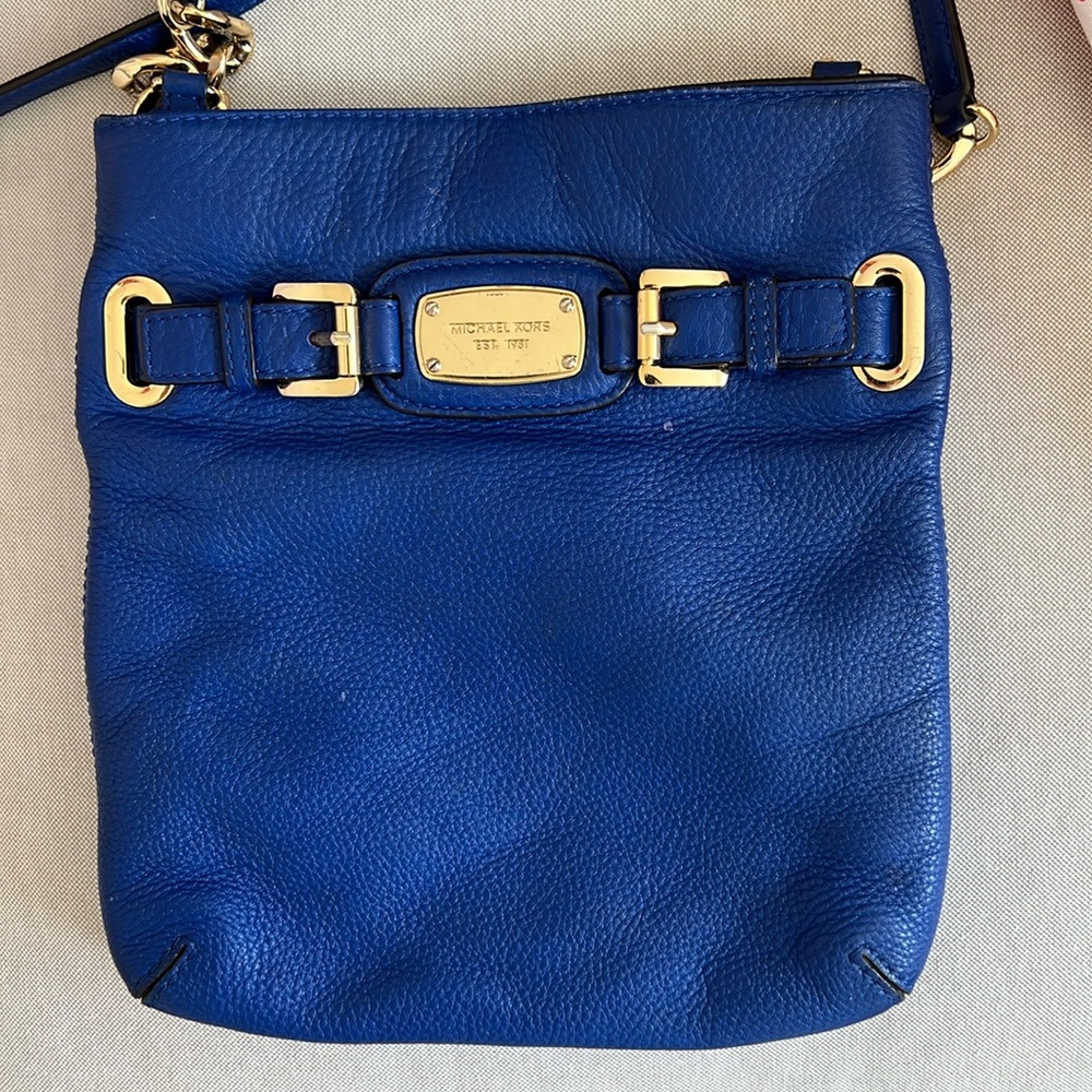 MICHAEL KORS Hamilton Blue Pebble Leather Crossbody Bag